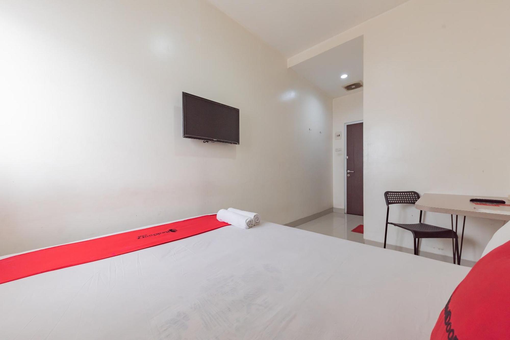 RedDoorz @ Malabar Street Hotel Bandung Buitenkant foto